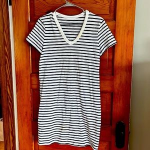 Size small summer/spring casual dress~ blue and white